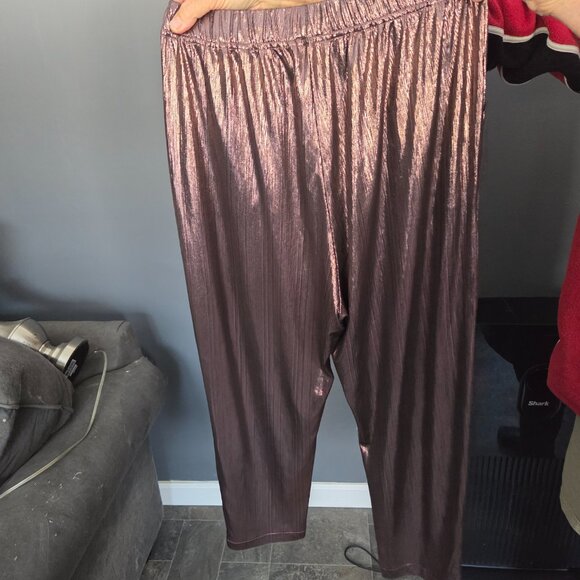 Metallic pants - Picture 6 of 11